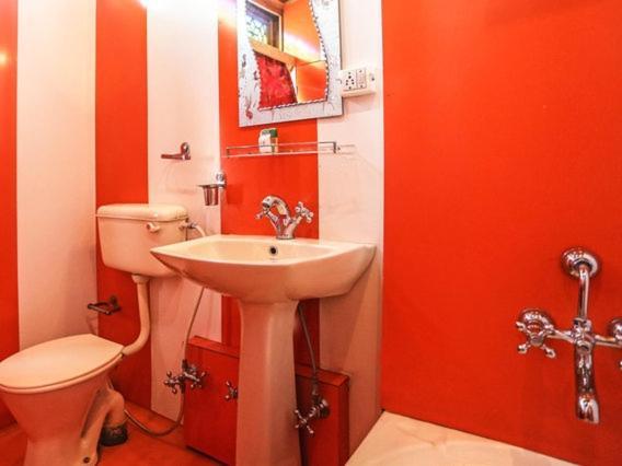 New Lakes Crown Group Of Houseboats Srīnagar Zimmer foto